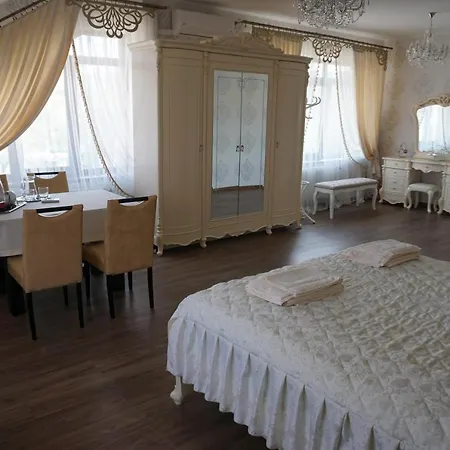 Park Hotel *