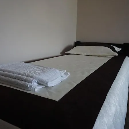 Park Hotel *